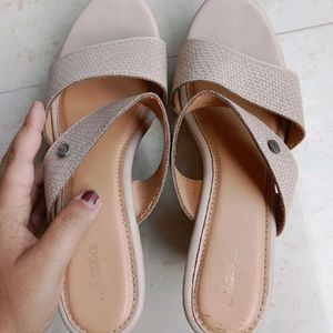 Nude Bata Heels