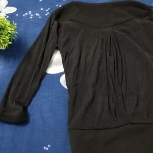 Full Sleeves Black Top