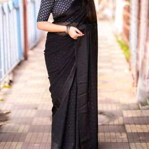 Black Saree 🖤