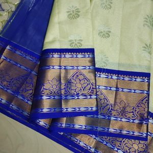 New Saree With Unstitched Blouse Piece💙