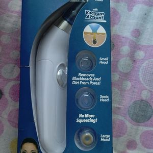 Pore Cleansing Device With Vacuum Action