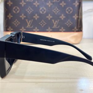 Authentic Louis Vuitton Cyclone Sunglasses