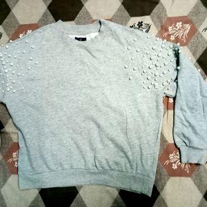 Grey Stylish Sweatshirt