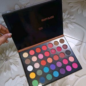 ❤️❤️New With Tag COLOR STUDIO EYESHADOW PALETTE