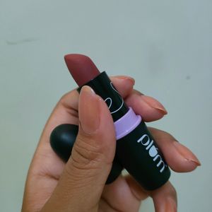 Plum Matte Lipstick Jollywood