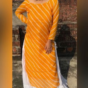 Straight backless kurti