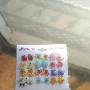 Cute aesthetic Earings.