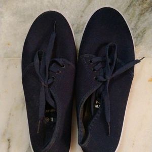 Unisex Navy Blue Shoes