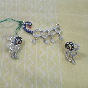 Ad Pendant Set