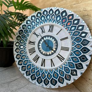 lippan wall clock