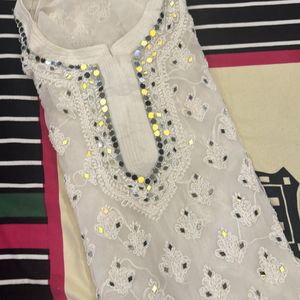 Chikankari Kurta With Inner