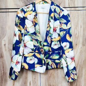 Floral Design Coat Size-34