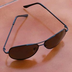 BRAND NEW Aviator Sunglasses 🕶️