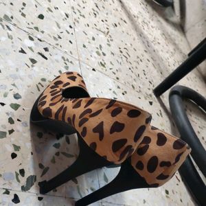 cheetah print pencil heels