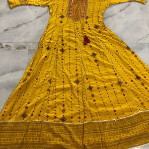 Yellow Colour Kurtha