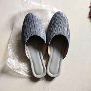 Flats For Women