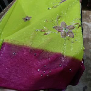 I'm Selling The Gorgeous Saree Of Gujarat.