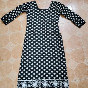 🤍🖤Black And White Kurta🖤🤍