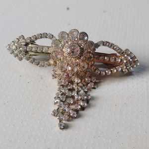 Saree pin and brooch