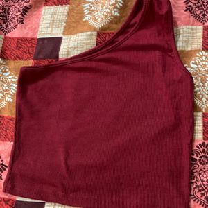 RED/MAROON CROP TOP