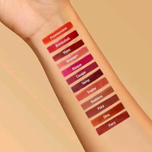 4 MYGLAMM ULTIMATE LONG STAY MATTE LIPSTICK