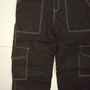 Women Black Cargo Jeans