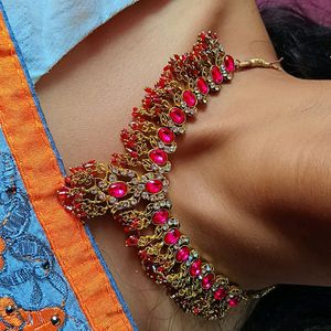 Beautiful Rani Colour Necklace