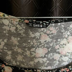 Shein Floral Fitted Top