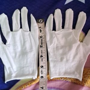 White, Cotton Gloves For Boys N Girls