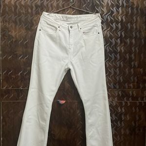 ROADSTER White Flared Jeans