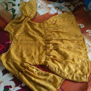 Yellow Top 💛 Like Short Kurti..