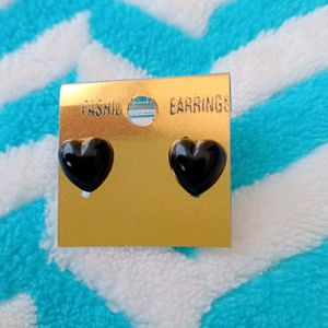 Black 🖤 Heart Shape Earrings Tops