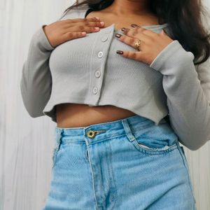 Ripped Crop Grey Top 🪬 (Unused)🌷SALE🌷