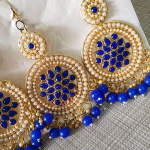 Navy Blue Women Earring And Maang Tikka Set