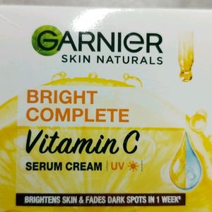 Garnier Vitamin C Serum Cream