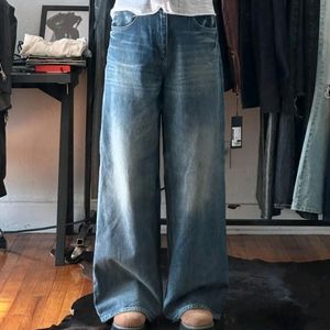 Super Wide Leg Jeans