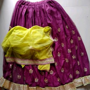 Bit Colour Lehenga With Chuni