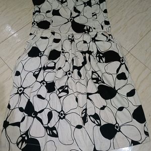 Gorgeous Black And White Dress