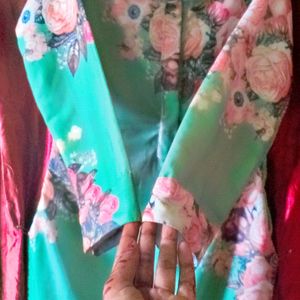 Floral Kurti 🌹