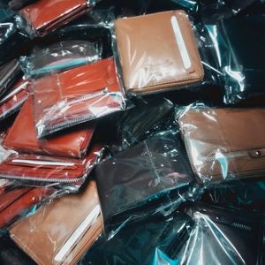 Brand New Wallet Seller