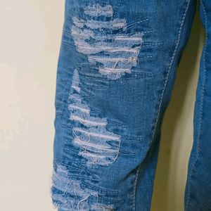 Stylish Damage Jeans