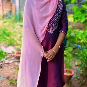 Kurta Pent Dupatta Set