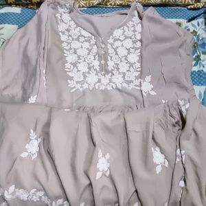 Lakhnawi Kurti