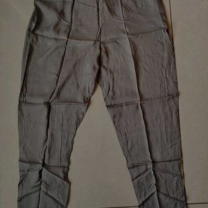 New 'W' grey trouser