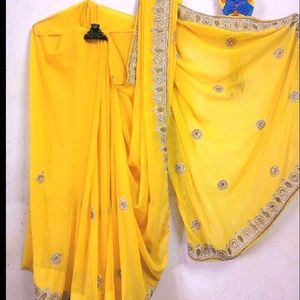 Heavy Wedding Saree With Blouse