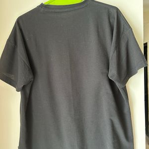 Black Round Neck Tshirt