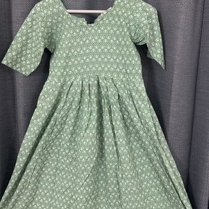 Green anarkali cotton kurti