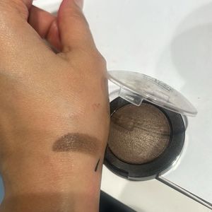 Essence Eyeshadow