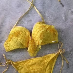 Yellow Padded Frills Schiffli Bikini Set 👙