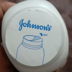 Johnson's Baby Powder